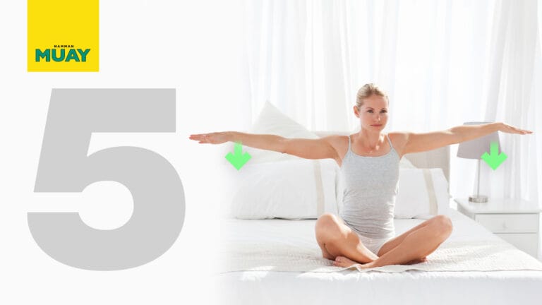 5 Dehnübungen gegen Rückenschmerzen im Bett