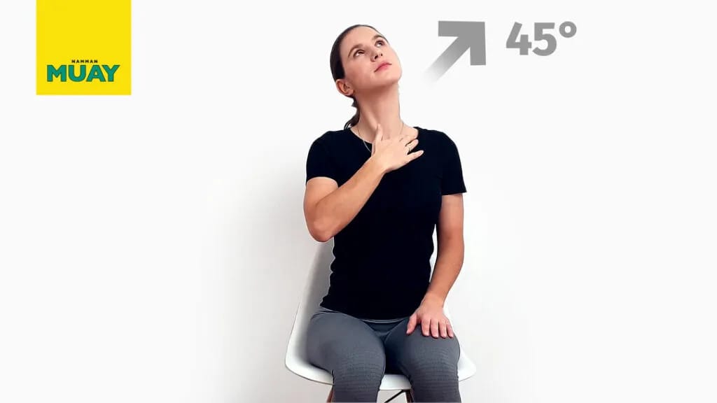 Skalenus-Dehnung für Nackenerleichterung