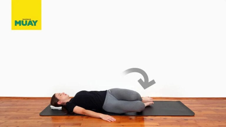 Rotation der Lendenwirbelsäule in Rückenlage